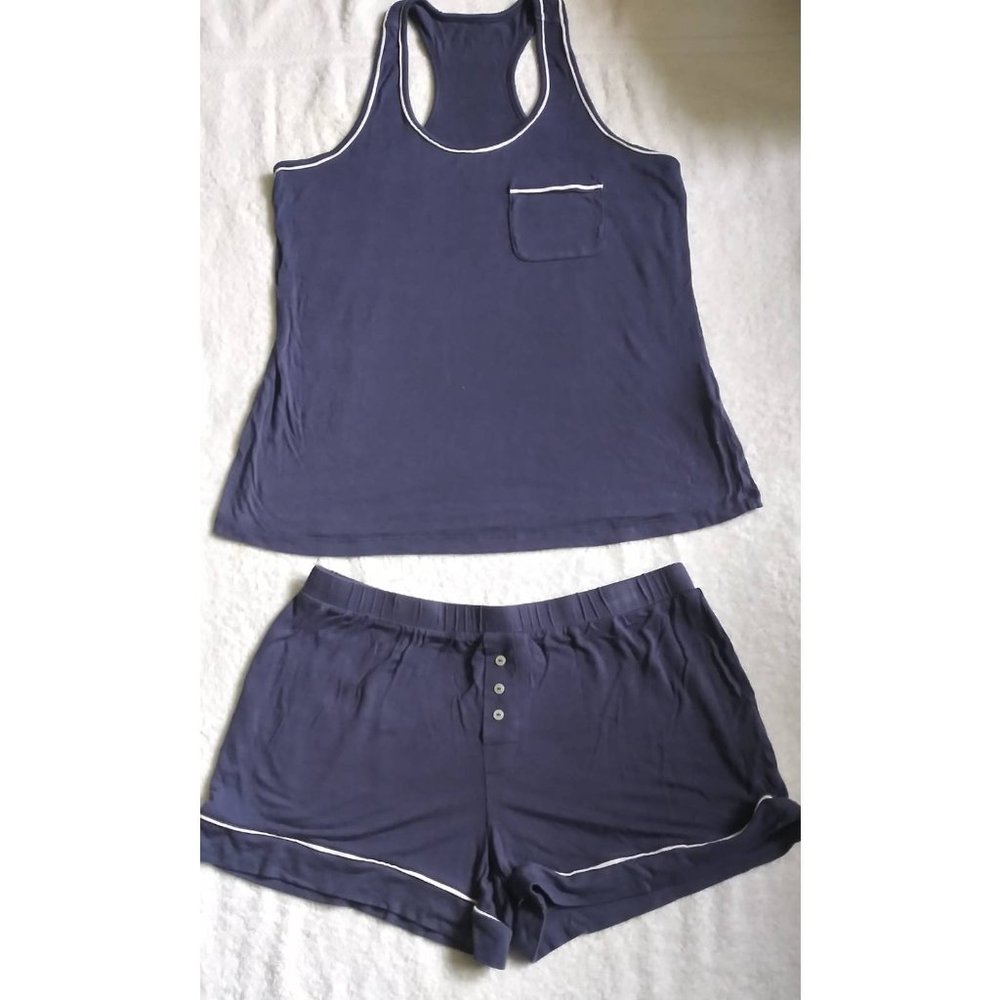 2 XS lounge wear short sets, pajamas